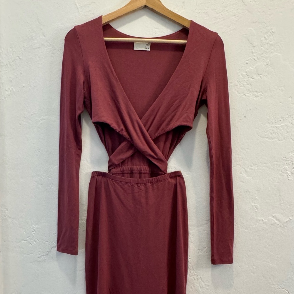 FREE PEOPLE CUT OUT MIDI DRESS. Only used once.